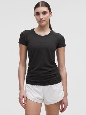 Lululemon Swiftly Tech Short Sleeve Shirt
2.0 - Black